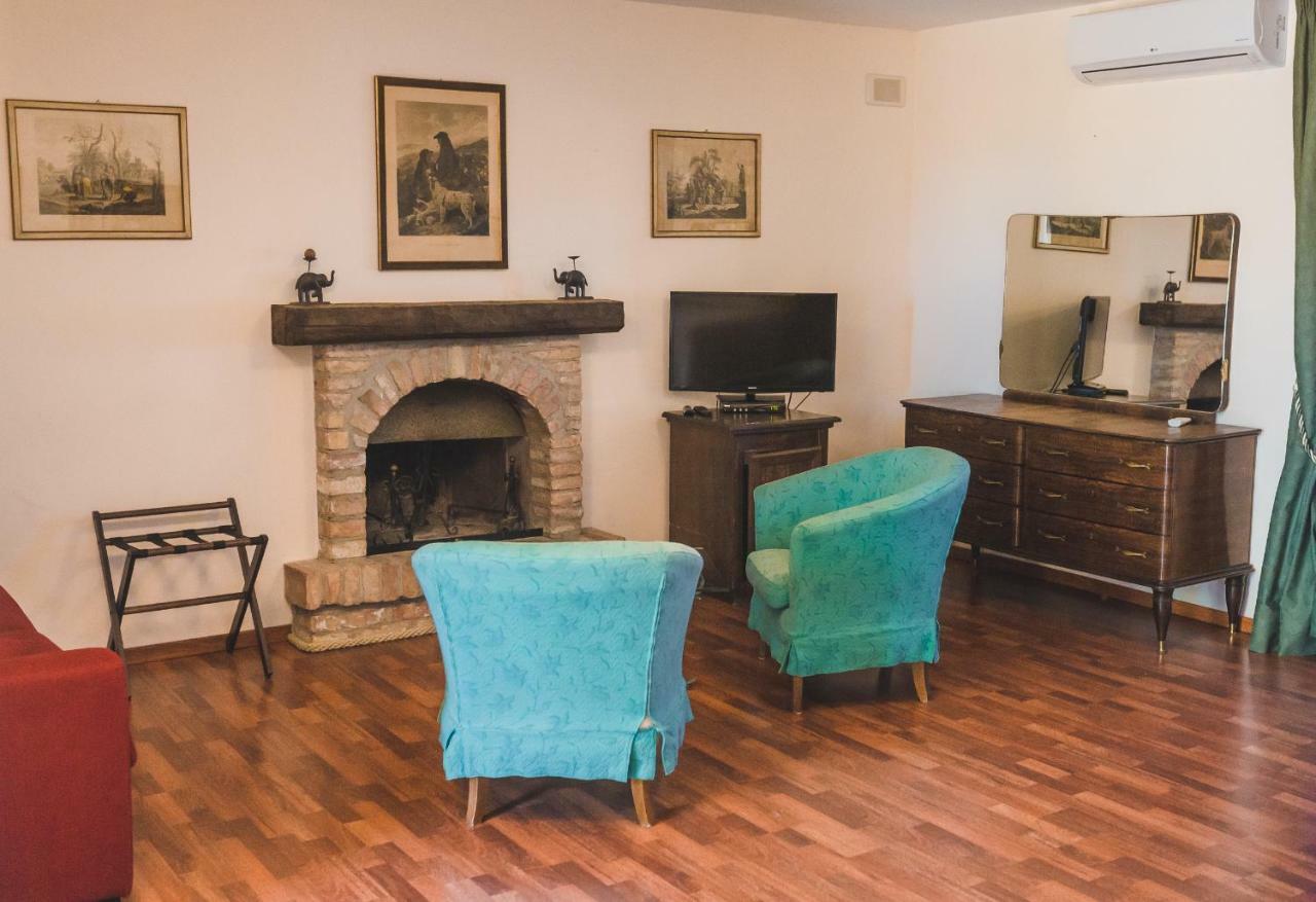 Agriturismo Le Anfore Сартеано Экстерьер фото